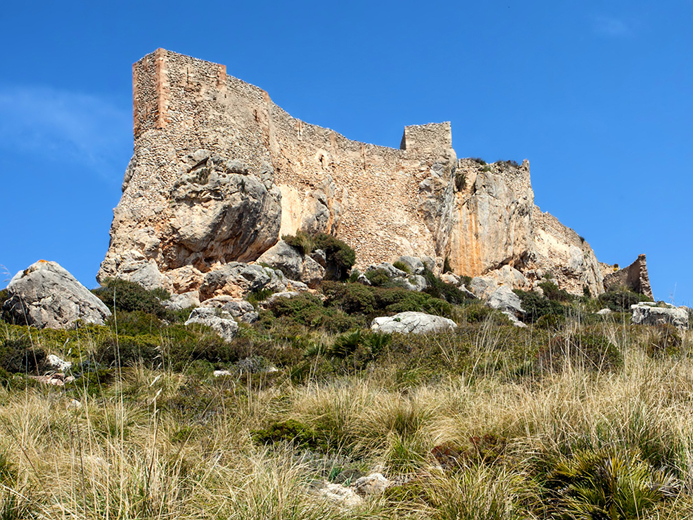 Castell del Rei en la valle de Ternelles cerca de Pollença